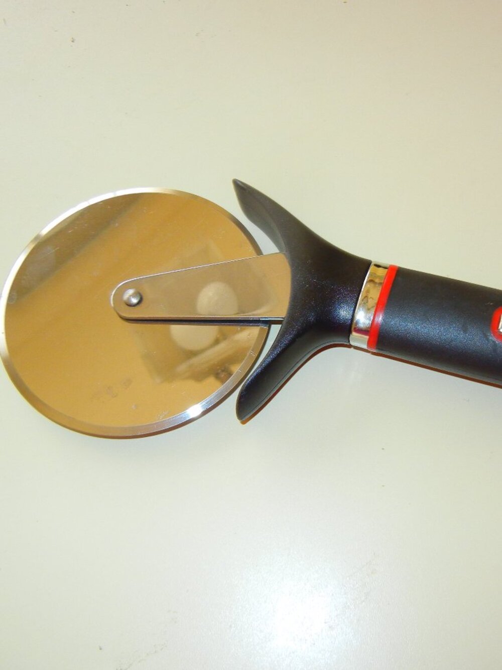 BAKERS SECRET PROFESSIONAL Pizza Dough Cutter Wheel Steel Slicer, NWOB
